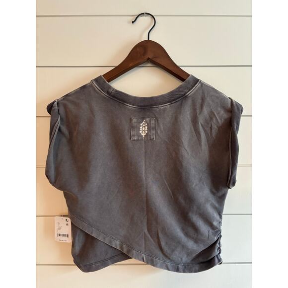 Free People Movement Women’s Hot Shot Crossover Gray Tee Size S | Ruched Hem NWT - Picture 3 of 14
